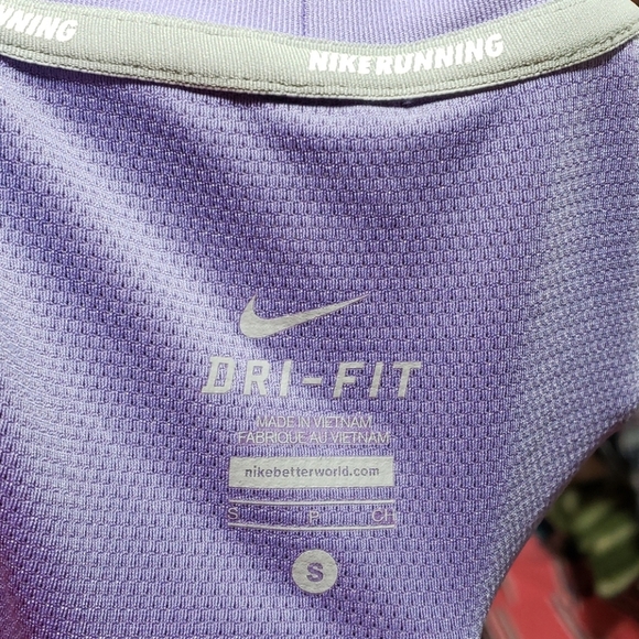 Nike lavender running tank top euc dri-fit - Picture 3 of 3